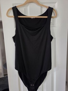 Black Sleeveless Bodysuit
